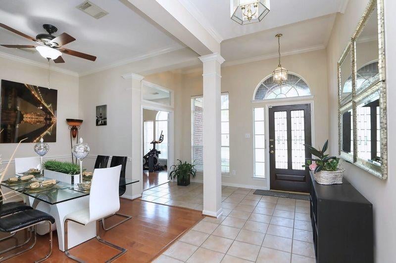12318 Shadow Island Drive