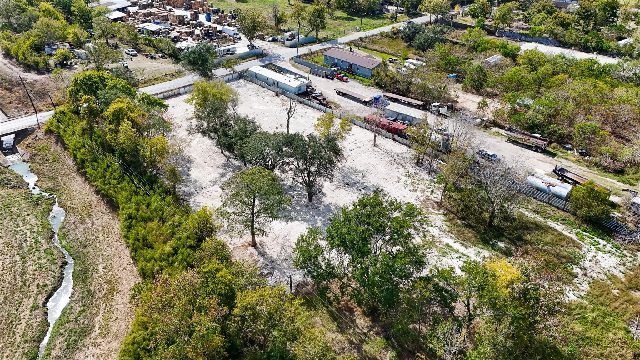 5033 S Acres Drive