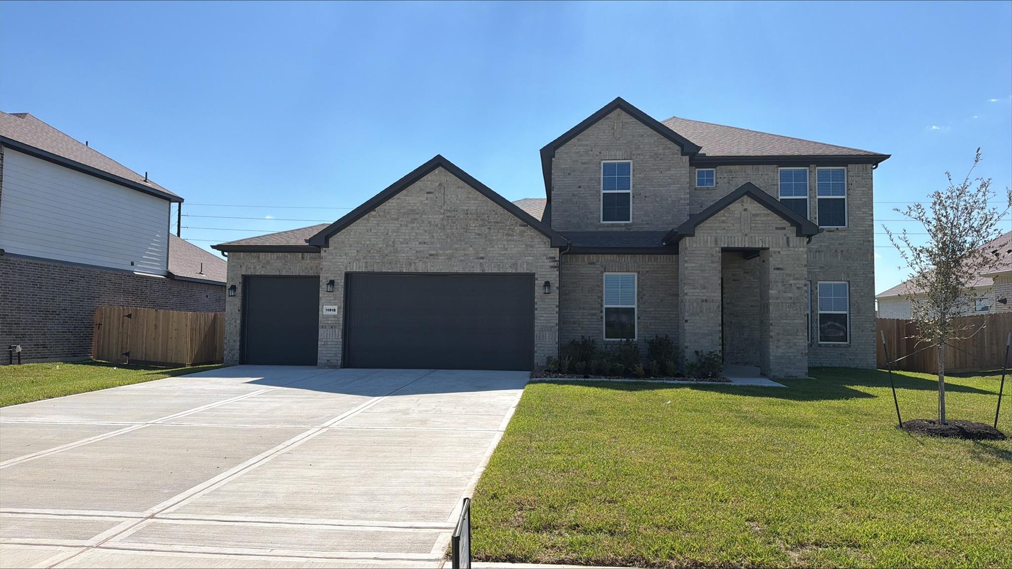 11918 Old Fashion Circle