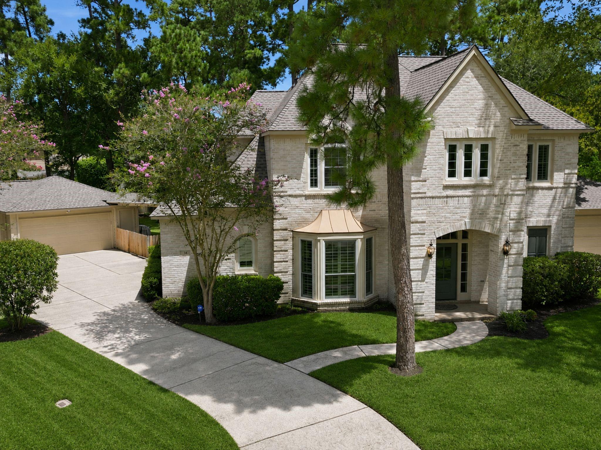 34 Gallant Oak Place