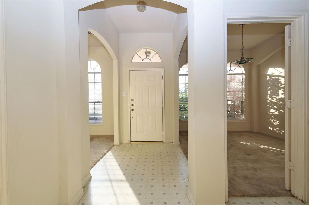 Photo of 8811 Norham, Houston, TX 77083 (MLS # 30100716)