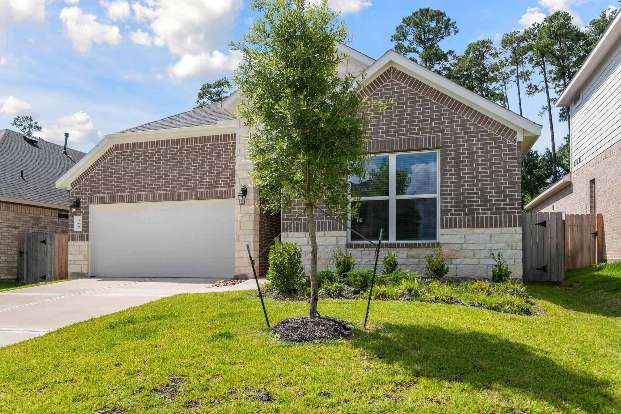 560 Newcomb Hollow Drive