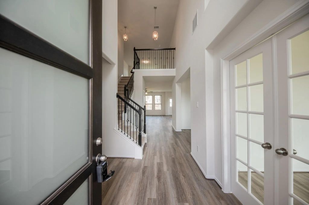 Photo of 32402 Clouser Crawdad Court, Fulshear, TX 77441 (MLS # 48185833)