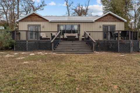 5519 County Road 327 Buffalo TX 75831