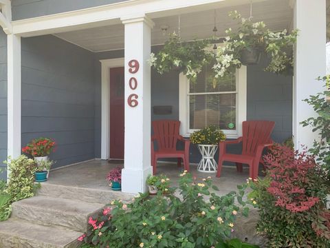 Photo of 906 E 24th Street, Houston, TX 77009 (MLS # 72946802) Photo of 906 E 24th Street, Houston, TX 77009 (MLS # 72946802)