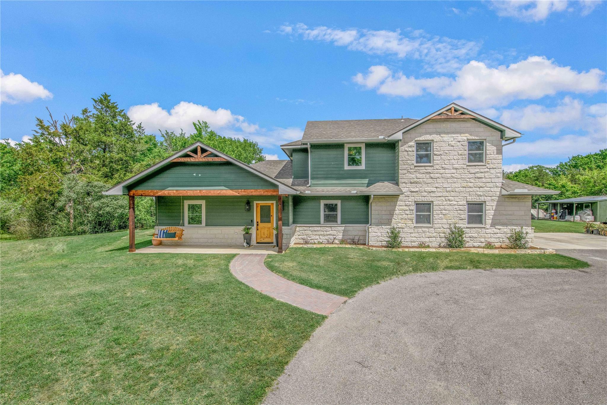 4855 Austins Creek Drive