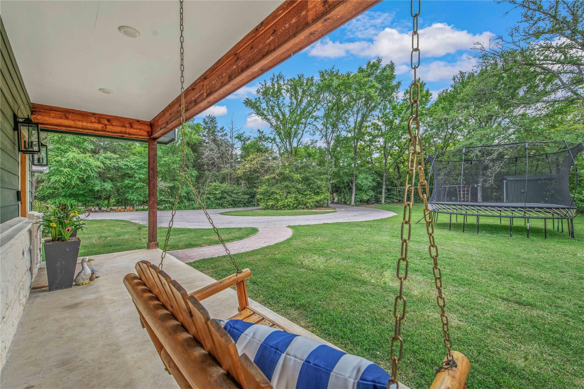 4855 Austins Creek Drive