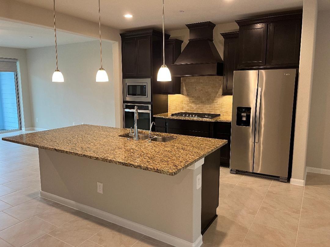 2704 Veranda Falls