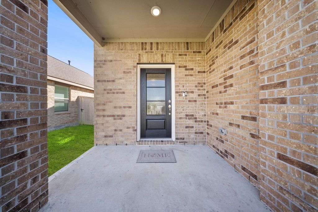 Photo of 6304 Barrington Cliff Trl Trl, Porter, TX 77365 (MLS # 15092284)