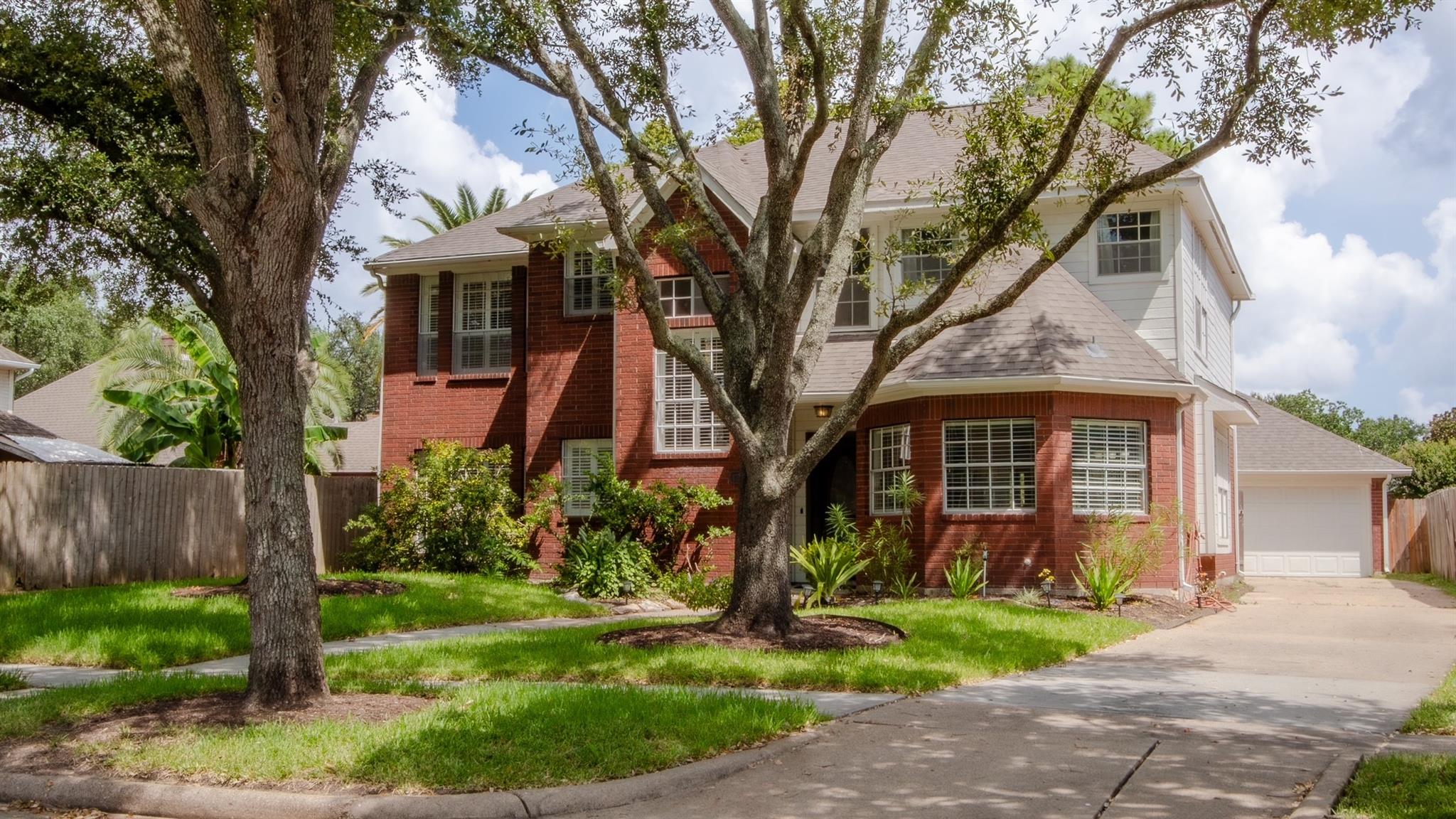 4700 Broadmoor Drive