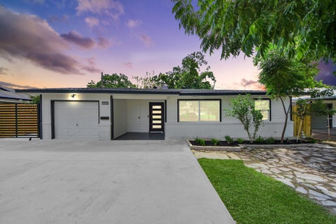 Photo of 1503 Locklaine Drive, Pasadena, TX 77502 (MLS # 53297409)