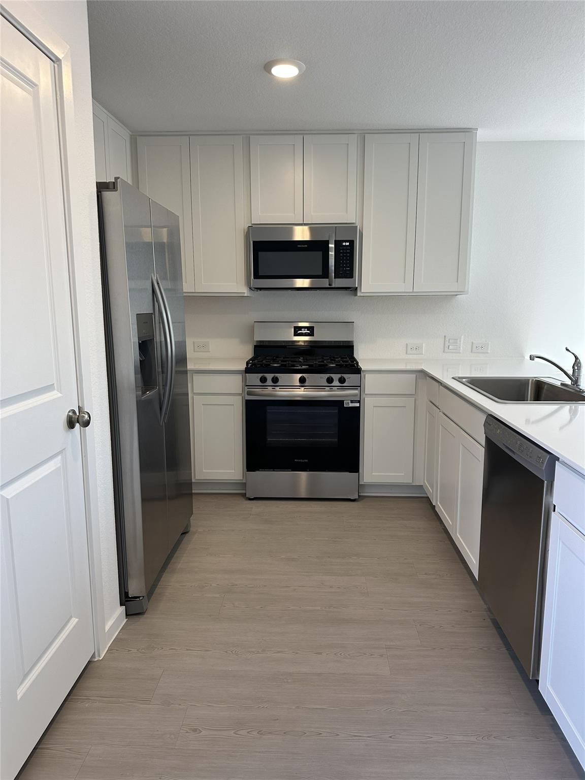 1642 Gardenia Blossom Lane