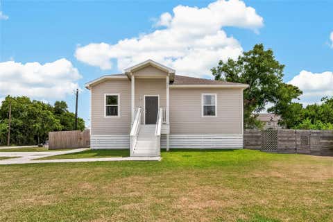 Photo of 403 S 2nd Street, La Porte, TX 77571 (MLS # 85176229)