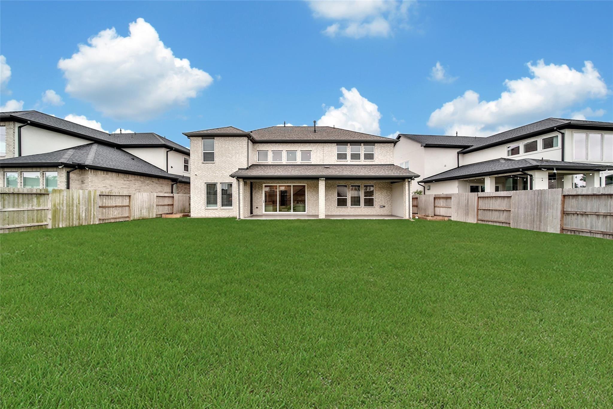 Sugar Land, Texas, 77479, United States, 5 Bedrooms Bedrooms, ,5 BathroomsBathrooms,Residential,Active,2041678