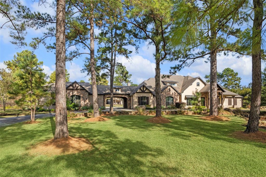 Photo of 11 Willowcreek Ranch Road, Tomball, TX 77377 (MLS # 73095569)