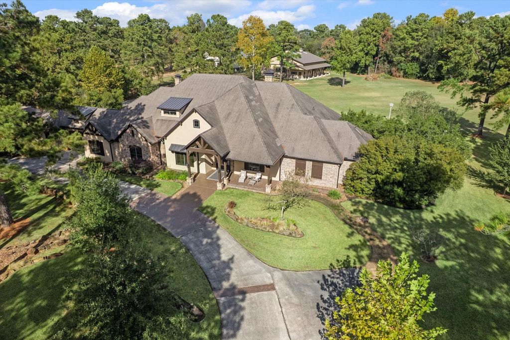 Photo of 11 Willowcreek Ranch Road, Tomball, TX 77377 (MLS # 73095569)