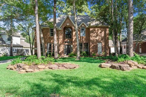 Photo of 19 Lantana Trail, The Woodlands, TX 77382 (MLS # 10262943)