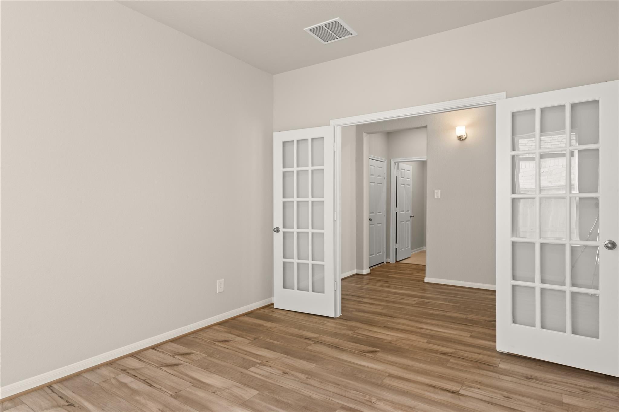 32306 Elmwood Manor