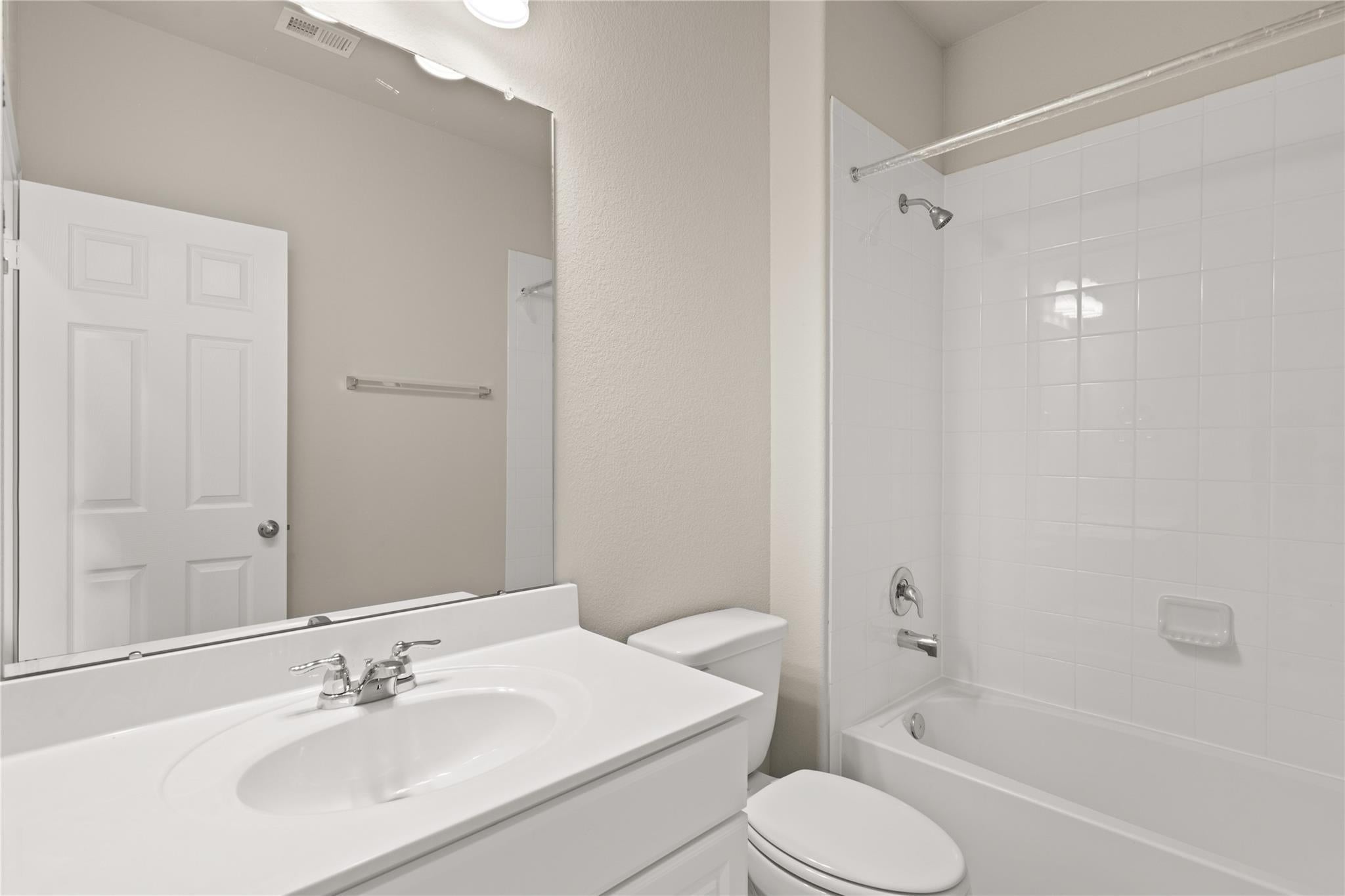32306 Elmwood Manor