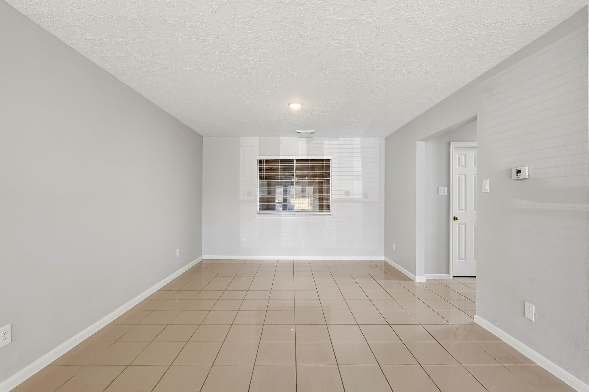 5815 Red River Drive