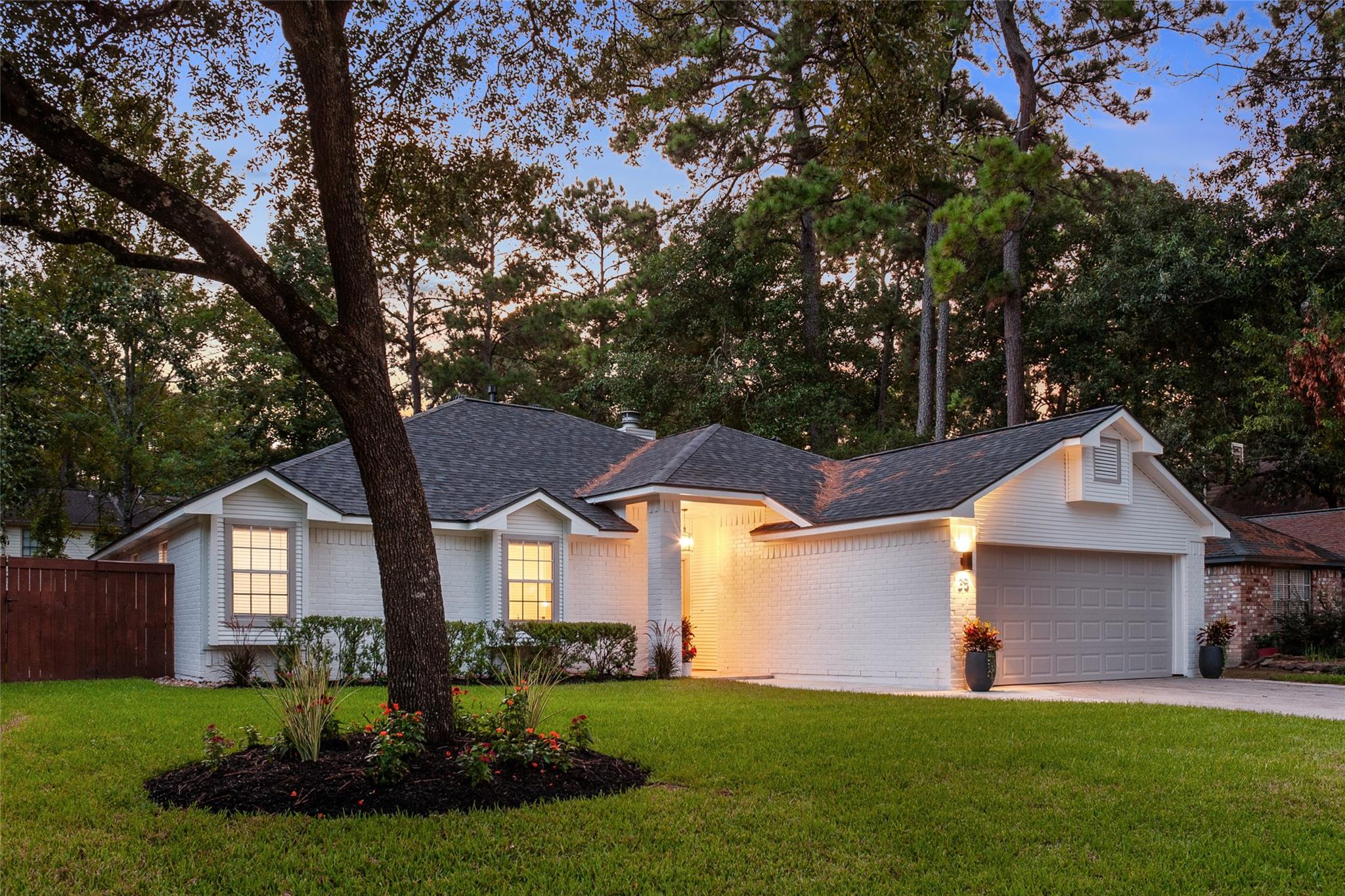 35 Woodelves Place