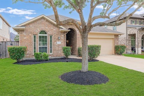 Photo of 4207 Astoria Manor Lane, Fulshear, TX 77441 (MLS # 71445609)