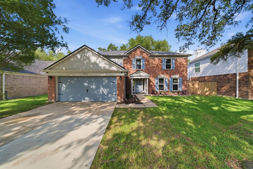 Photo of 815 Sierra Lake Drive, Katy, TX 77450 (MLS # 27072602)