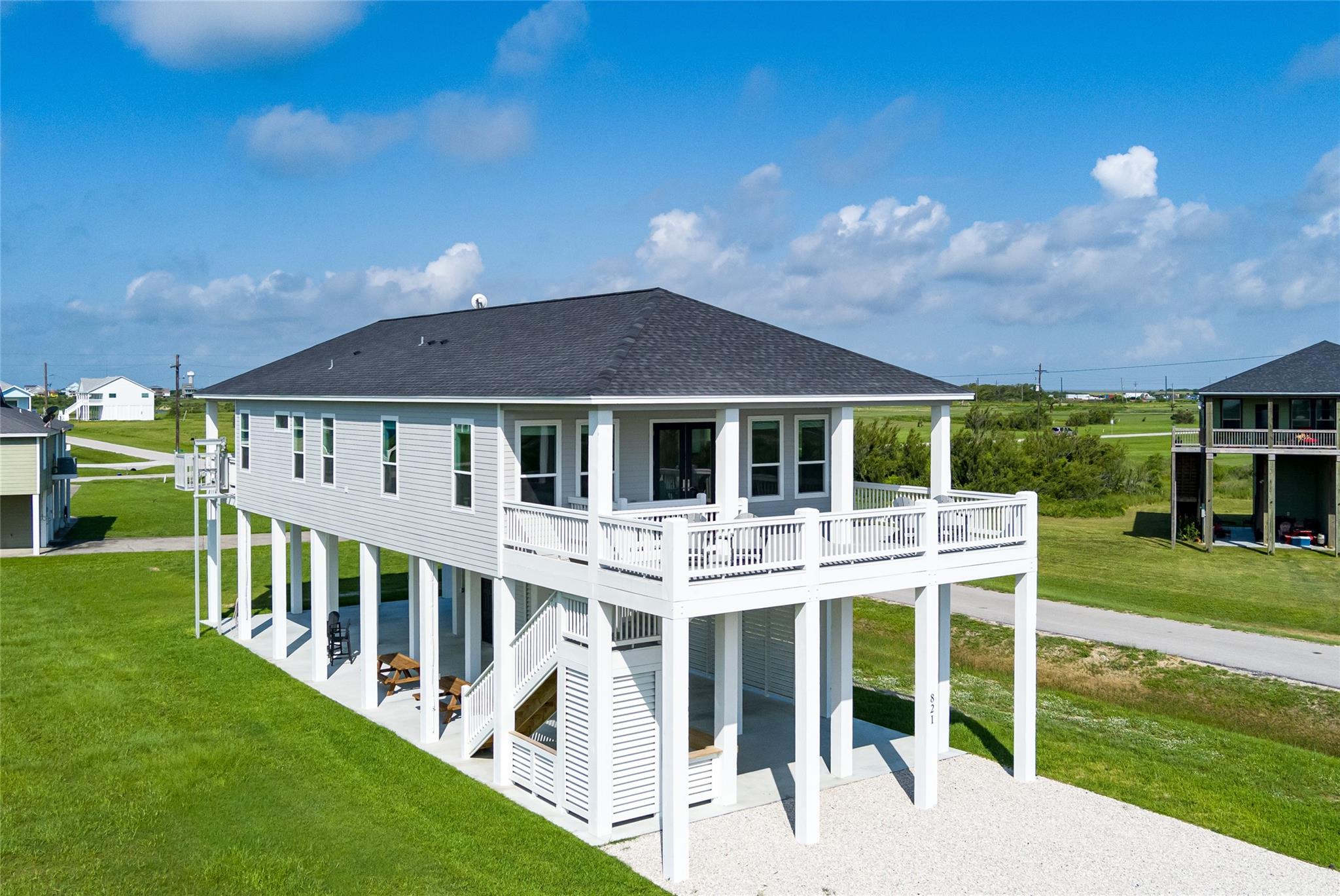 821 Casa Drive