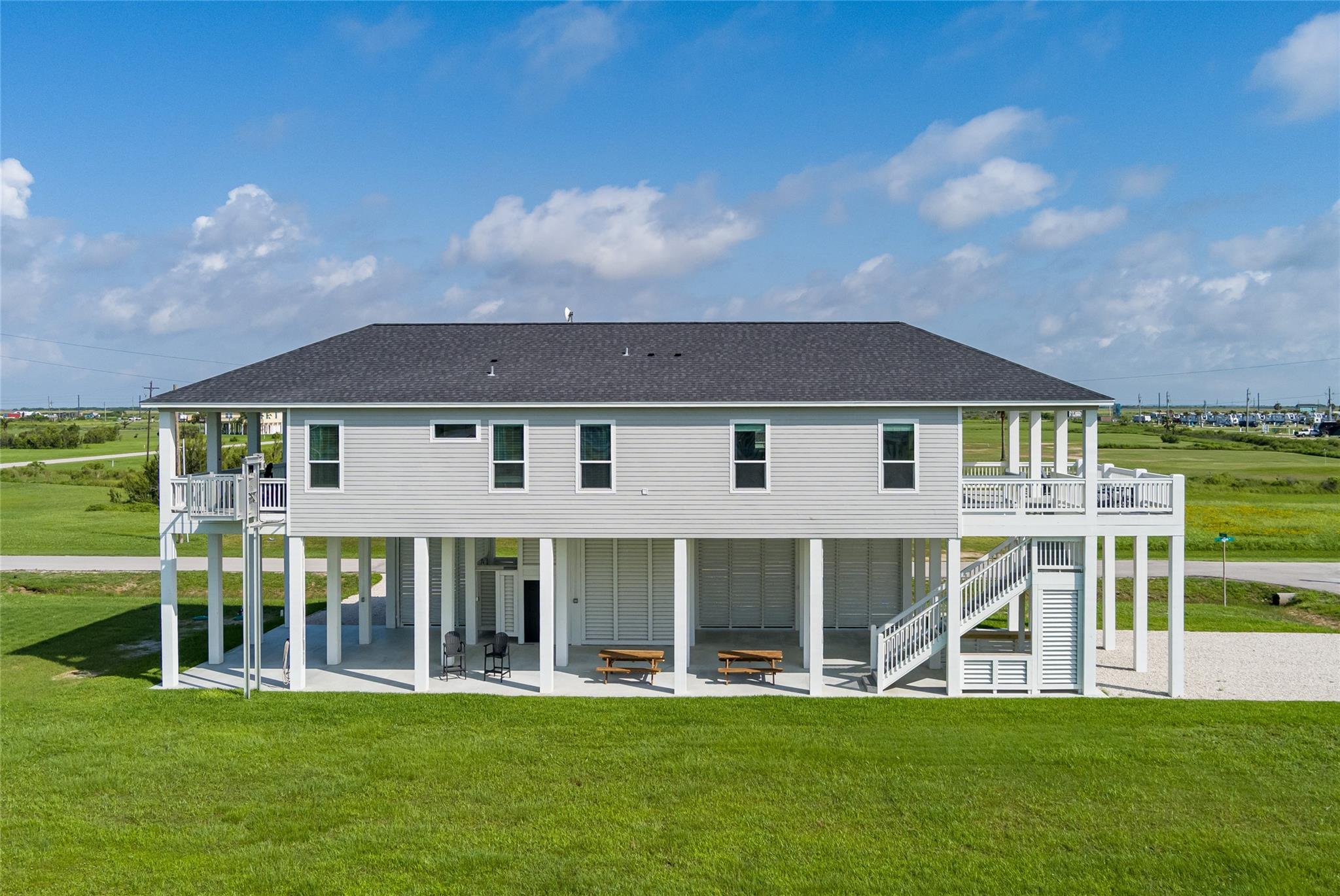 821 Casa Drive