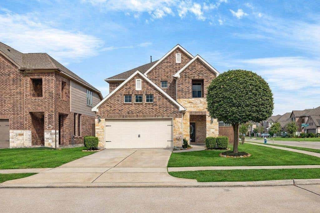 Photo of 6002 Rivercane Way Way, Katy, TX 77493 (MLS # 40872131)