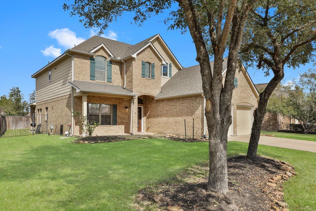 Photo of 63 W Lasting Spring Circle, The Woodlands, TX 77389 (MLS # 29059851)