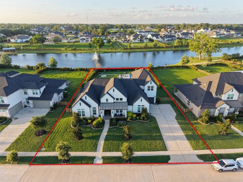 Photo of 29612 Fulshear Lake Trace, Fulshear, TX 77406 (MLS # 73939714)