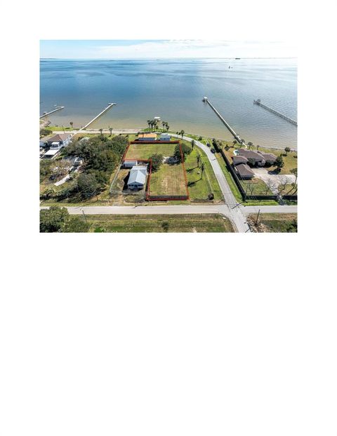 Vacant Land For Sale - 514 3rd Street<br/> San Leon, TX 77539