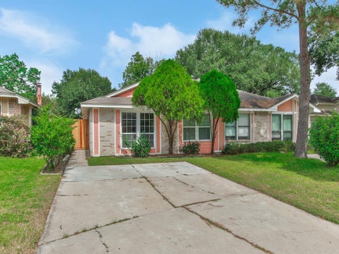 Photo of 5145 Beaverhollow Drive, Houston, TX 77084 (MLS # 76772167)