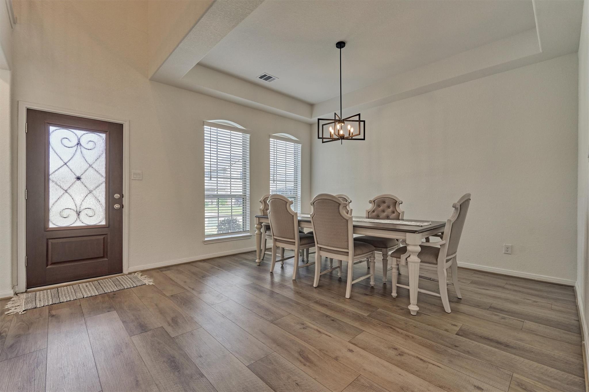 21433 Kings Guild Lane