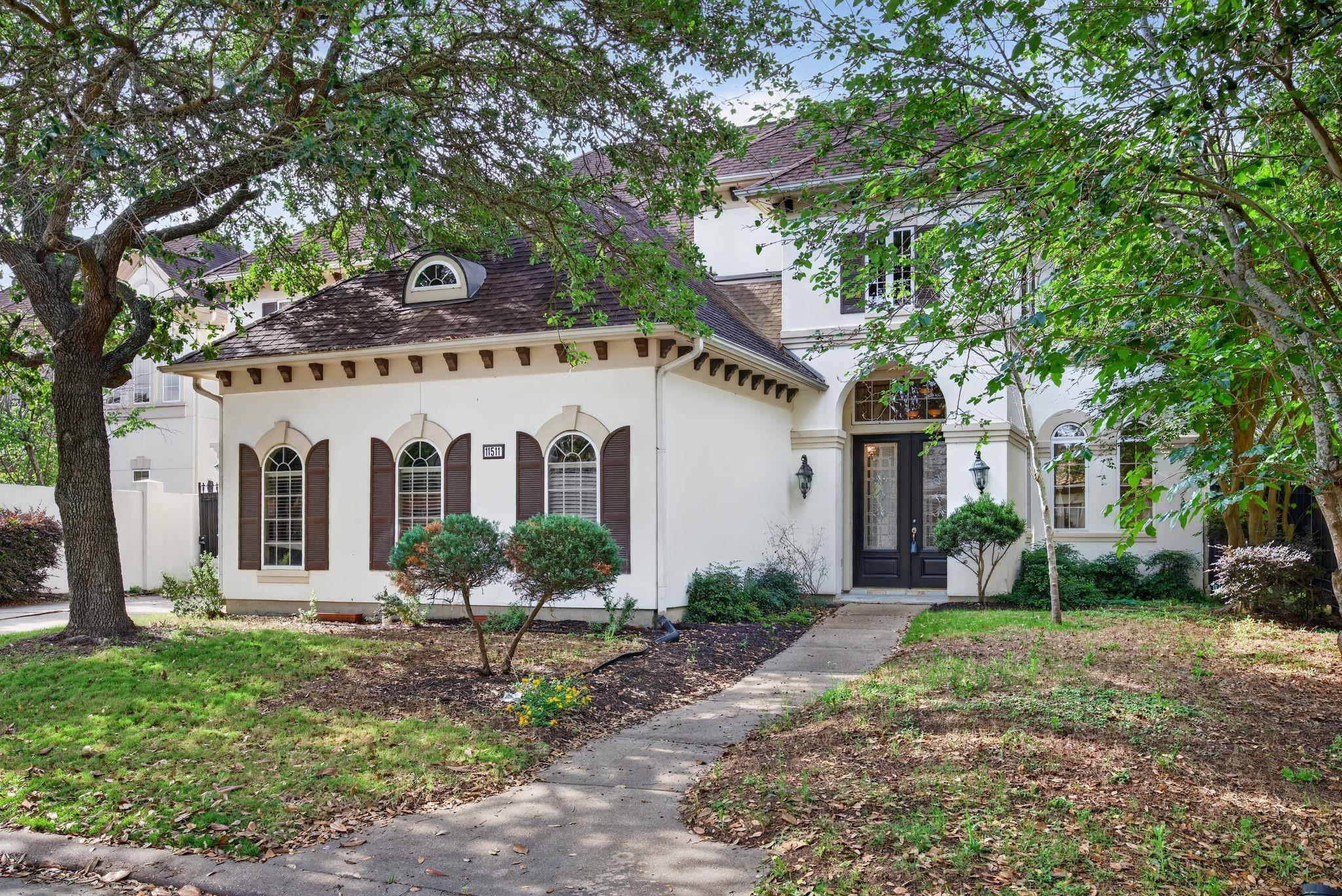 11511 Gallant Ridge Lane