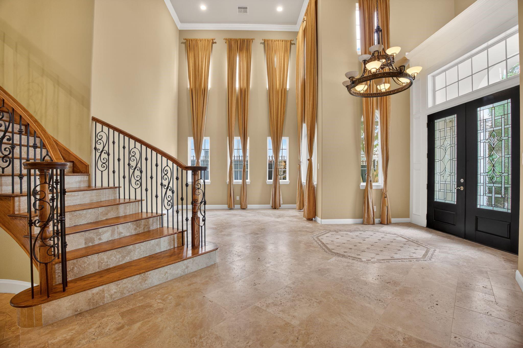 11511 Gallant Ridge Lane