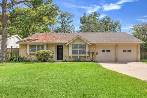 Photo of 9623 Judalon Lane, Houston, TX 77063 (MLS # 27847725)