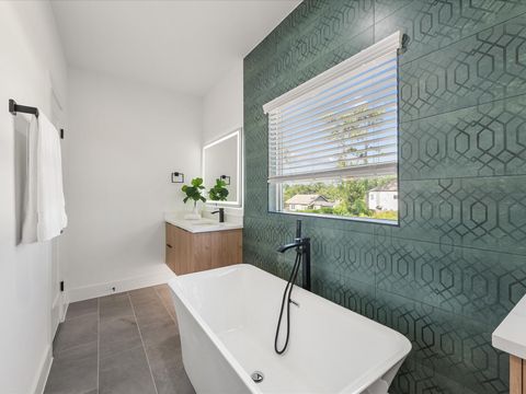 Tiny photo for 2598 W Tidwell Road Rd, Houston, TX 77091 (MLS # 19784829)