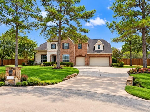 Photo of 7 Compton Manor Drive, Spring, TX 77379 (MLS # 67334205)
