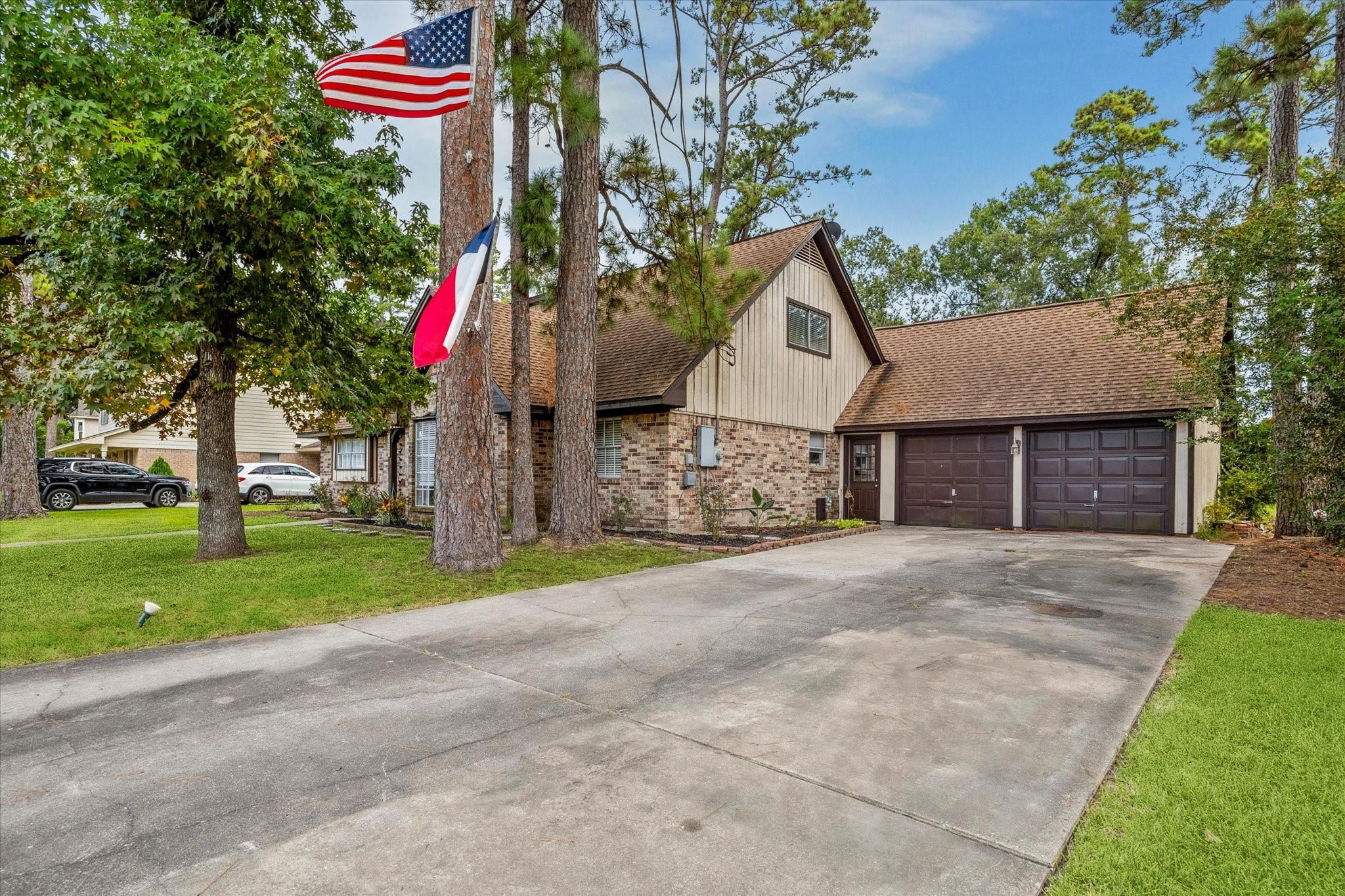 2031 White Feather Trail