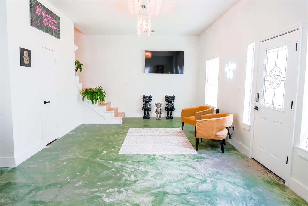 Photo of 2509 Everett Street, Houston, TX 77009 (MLS # 63700783)
