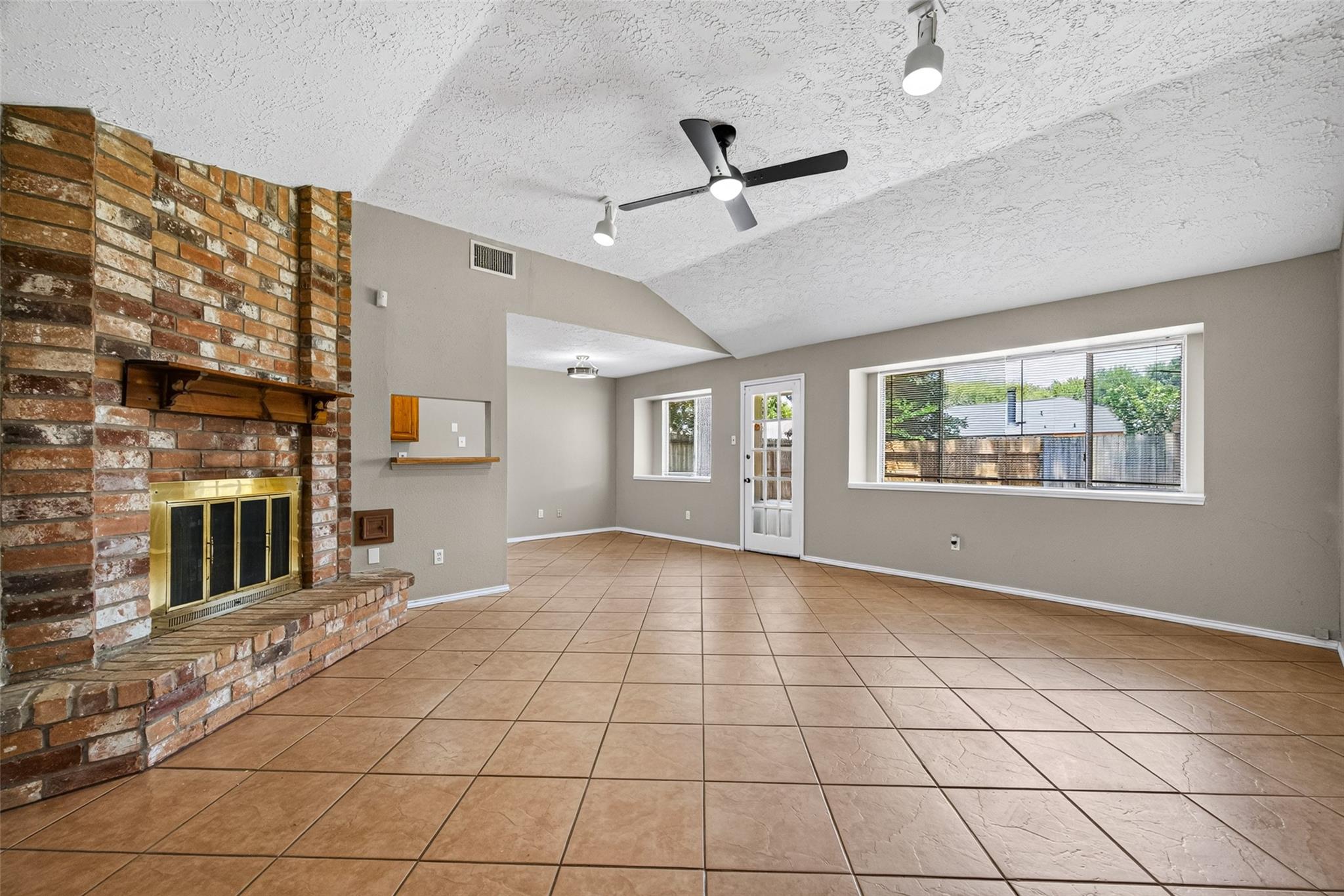 14002 Kathi Lynn Lane