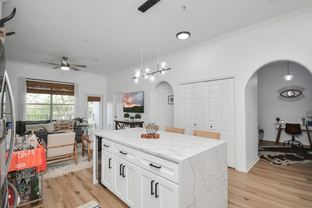 Photo of 1441 East Street #104, Houston, TX 77007 (MLS # 8147904)