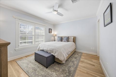 Tiny photo for 1741 Banks Street, Houston, TX 77098 (MLS # 41006891)