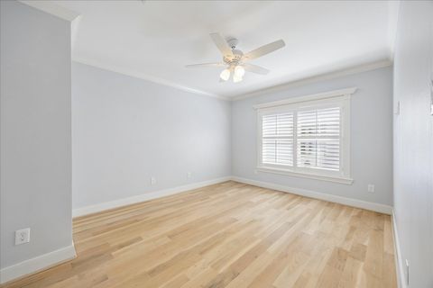 Tiny photo for 1741 Banks Street, Houston, TX 77098 (MLS # 41006891)