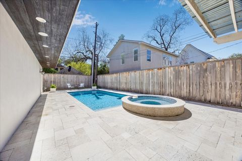 Tiny photo for 1741 Banks Street, Houston, TX 77098 (MLS # 41006891)