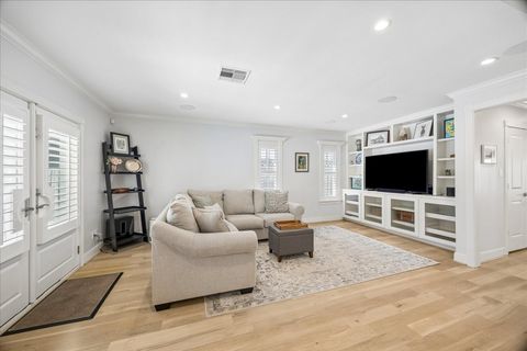 Tiny photo for 1741 Banks Street, Houston, TX 77098 (MLS # 41006891)