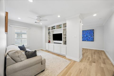 Tiny photo for 1741 Banks Street, Houston, TX 77098 (MLS # 41006891)