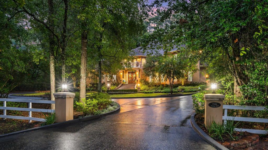 Photo of 7346 Teaswood Drive, Conroe, TX 77304 (MLS # 44130358)